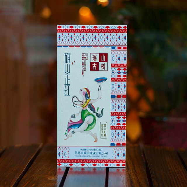 瑶山摘蕊瑶山古树